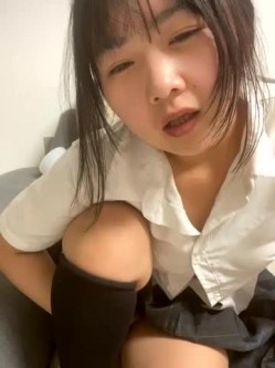 【户外露出】【Tiantian_26】有点可爱，各种户外公共场所跳蛋发骚喷水，有点骚 截图6