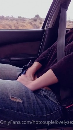 【NTR狂喜】绿帽淫妻夫妇「hotcouplelovelysex」OF私拍 献妻旁观沾着单男精液轮流内射 截图4