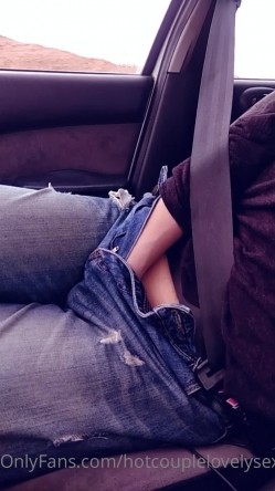 【NTR狂喜】绿帽淫妻夫妇「hotcouplelovelysex」OF私拍 献妻旁观沾着单男精液轮流内射 截图15