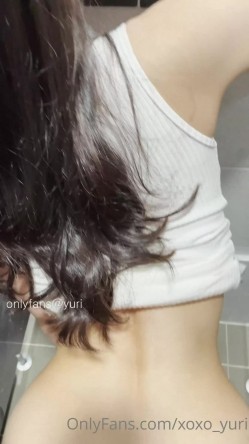 极品白富美性感女神『yuri』户外场所SM调教手铐制服吞精内射！模特身材筷子般的美腿，插入蝴蝶美逼 截图7