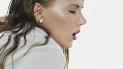 Haute-Couture---Baby-Blue_SexArt-4kp.mp4 截图13