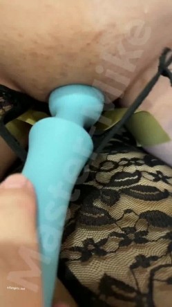 推特调教大神『Master』最新重度调教私拍 性虐+内射+多交+饲养众女奴 截图4