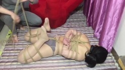 『我家妞妞内涵视频』 调教大奶肥臀轻熟女绳艺捆绑吃鸡啪啪 截图13