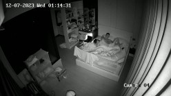 破解家庭摄像头偷拍豪宅夫妻性欲强 ️第二发-出差回来狂抽猛送3天 截图2