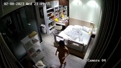 破解家庭摄像头偷拍豪宅夫妻性欲强 ️第二发-出差回来狂抽猛送3天 截图16