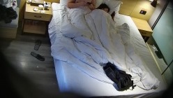 大学城民宿 长发小哥带女朋友开房 先让女朋友口一波 爽了再操 该说不说 我看都没看爽就完事儿了 截图12
