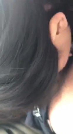 西装哥开车接女朋友下班，这女友也真饥渴大白天的让男友把车停在路边车震高清无水印 截图10