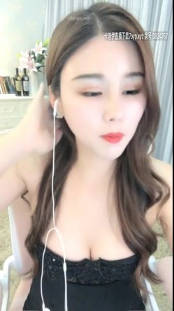 高颜值极品身材女神韩水水穿着高跟黑丝茄子道具插穴自慰收费作品合集值得一看 截图2