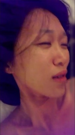 声音很嗲的气质漂亮大学美女酒店和闺蜜男友偷情,时间紧迫说：还在拍啊,专心一点,你比较爱她,你根本就不爱我! 截图14