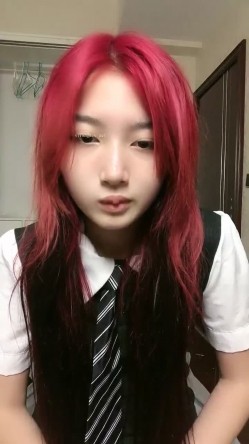 校花！成都KTV公主下海！【破处】，貌美如花的重庆妹子，尺度升级，各种掰穴 截图4