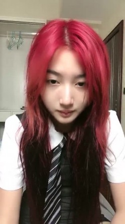 校花！成都KTV公主下海！【破处】，貌美如花的重庆妹子，尺度升级，各种掰穴 截图6
