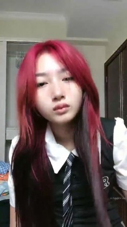 校花！成都KTV公主下海！【破处】，貌美如花的重庆妹子，尺度升级，各种掰穴 截图15