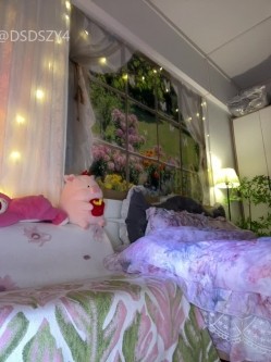 ️淫荡御姐【sharony_x】妖娆妩媚御姐黑丝高跟制服足控跳蛋自慰淫水泛滥 截图7