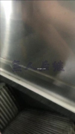 作死CD大神无人后继电梯楼梯尾随跟踪广角撩裙偸拍多位小姐姐裙底发现迷你裙无内骚女太牛逼了 截图9