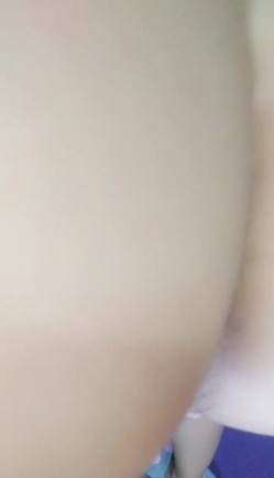 骚气新人双马尾贫乳妹子情趣装裙子诱惑 椅子上掰开逼逼卖力表演 截图10