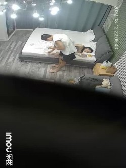 新流出乐橙酒店学生炮房偷拍几对男女啪啪呻吟刺激 截图8