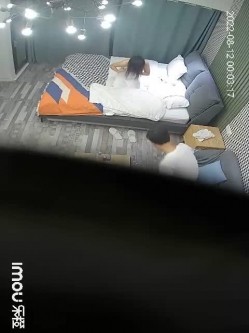 新流出乐橙酒店学生炮房偷拍几对男女啪啪呻吟刺激 截图10