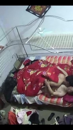 最新精选整理稀缺黑客破解家庭摄像头偷拍 多对夫妻居家爱爱性福生活 截图10