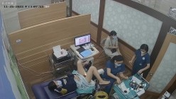 黑客破解医院摄像头偷窥 ️妇科诊疗室络绎不绝来做阴道检查的少妇 截图13