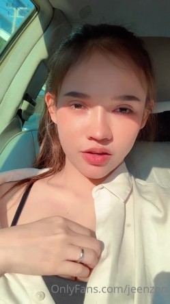 明星颜值，极品巨乳肥臀女神【jeenzen】，被金主包养，日常各种性爱，全程无尿点 截图1