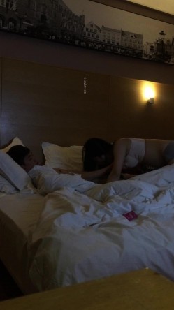 帅哥美女保证物超所值，高颜值帅哥美女，3P多人运动，学生情侣，网红，少妇偷情，各种约炮 截图6
