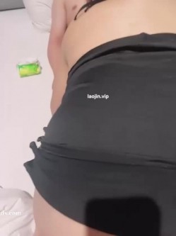 极品骚妻【七愿】，“妹妹被操的好爽啊”，已婚少妇深夜等老公熟睡后出门私会单男 截图10