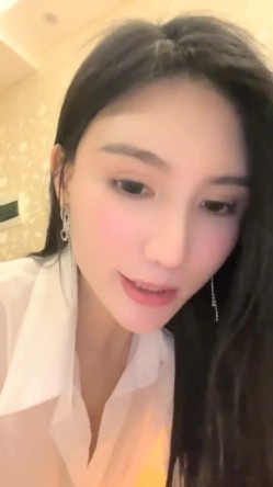 大奶翘臀，【苒同学】，御姐风女神，夹子音密码房~扮演秘书和老师，冲着这张脸也值得一撸 截图5