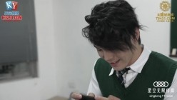 星空传媒XKVP140巨乳女班长催眠男同学操逼大战 截图3