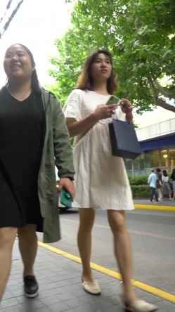 【CD回顾】私房YH0系列 每个系列都是精品第四季 顶级无内！被内射完美女！13流出白色精液！ 截图4