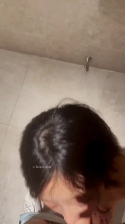 推特泡良大神，【小二先生_创可贴】，露脸，学生妹带到商场男厕所，无套内射，太刺激 截图1