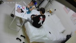 酒店偷拍女网红拍jk到包臀的转场视频的拍摄途中被摄影师狂操几次 截图11