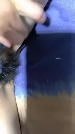 最新抖音泄密！高颜值大奶丝袜女神【璐璐本璐】福利，性爱XO自慰内衣诱惑，绝对反差炸裂 截图15