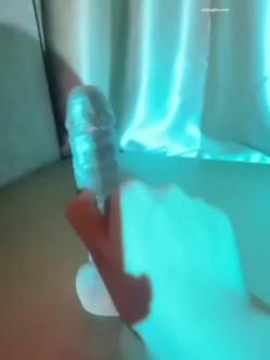最新流出秀人网波霸尤物女模极品名媛【田冰冰】珍贵大胆私拍 露脸露逼水晶J8黑人般大J8紫薇潮吹~炸裂 截图8