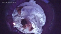 情趣酒店高清偷拍 光头社会男和女友开房玩的花舔脚捆绑花式做爱 截图16