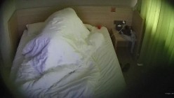 酒店摄像头高清偷拍健身猛男和身材不错的苗条富姐开房操逼干的次数虽然多可惜每次时间都很短 截图5