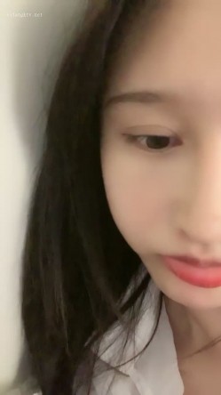 超级重磅！今年最美女神下海~【樱桃】揉穴自慰！绝对秒射，兄弟们！美不美自己看图 截图1