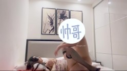 新品福利，约炮PUA大神【江南大炮】付费作品，调教173巨乳母狗，被主人拴起来爆草 截图11