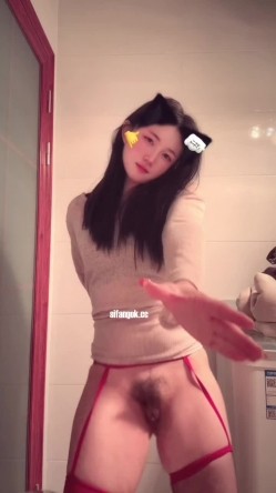 网红主播【水蜜桃桃】美臀舞蹈生 顶臀 骚舞 电臀 背摇 截图2