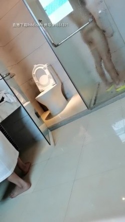 『酒店会所老顾客』约炮达人双飞两姐妹 激情4P换着干 操完一个接着操另一个 各种口交爆操 高清源码录制 截图11