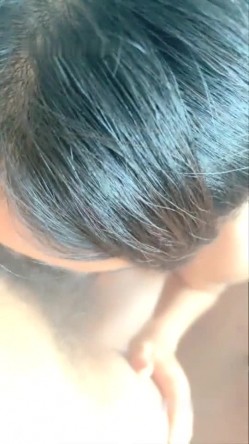 娇小身材苗条萌妹子和炮友双人啪啪 脱光后入抽插再上位骑乘呻吟娇喘带口塞 截图9