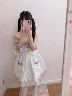 ️双马尾纯情小可爱 ️奶油肌肤纯欲系美少女〖蔡小熊〗表面乖巧的萌妹子背地里是个小骚货 大长腿少女清纯与风骚并存 截图5