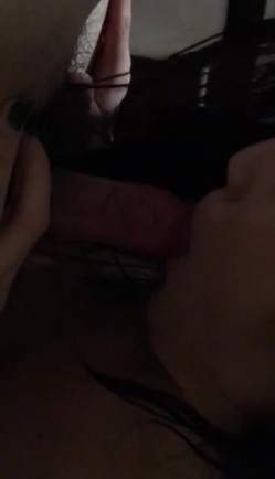 艺术学院的清新校花，酒店幽会，好清纯，洗完脸口活儿大秀，‘唔，不能拍啦’ ，好温柔细语！ 截图13