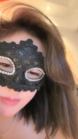 坐标魔都，淫荡的姐妹花，【少妇可同城可空降】，极品美少妇拉闺蜜下海，2女服侍一男，哪个男人忍得了 截图16