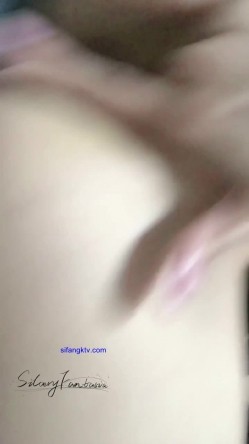 举牌圈 反差露脸美女应大神【一少】定制，七位青春美少女淫荡私拍 截图16