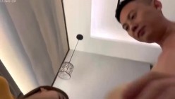 快手福利空姐女神【是邹琳吖是你的琳姐姐】脸穴同框性爱XO首次流出性爱啪啪 猛操 吃鸡巴 截图3