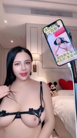 极品少妇主播 『斯佳丽』巨乳肥臀扣逼不停喷水 截图16