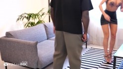 媚黑顶流！绿帽淫妻天花板！「WifelovesBBC」OF私拍，野性力量与熟女淫妻的原始碰撞 截图6