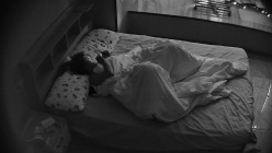 情趣酒店 极品大奶女生 一对豪乳又大又挺 女生做爱也狂野 身体被对起来操 精液射满全身和脸上 截图13