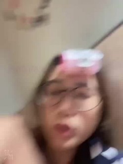 《台湾情侣泄密》冒充假经纪人忽悠想当艺人的小美女 截图3