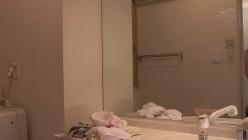 URE-090 【母親×息子】の人気同人作品 待望の実写化！！ 僕の母さんで、僕の好きな人。 木下凛々子 截图1